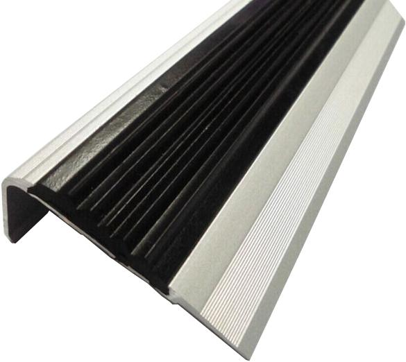 Nariz de Escalón MSSNP-1 68x41x3000